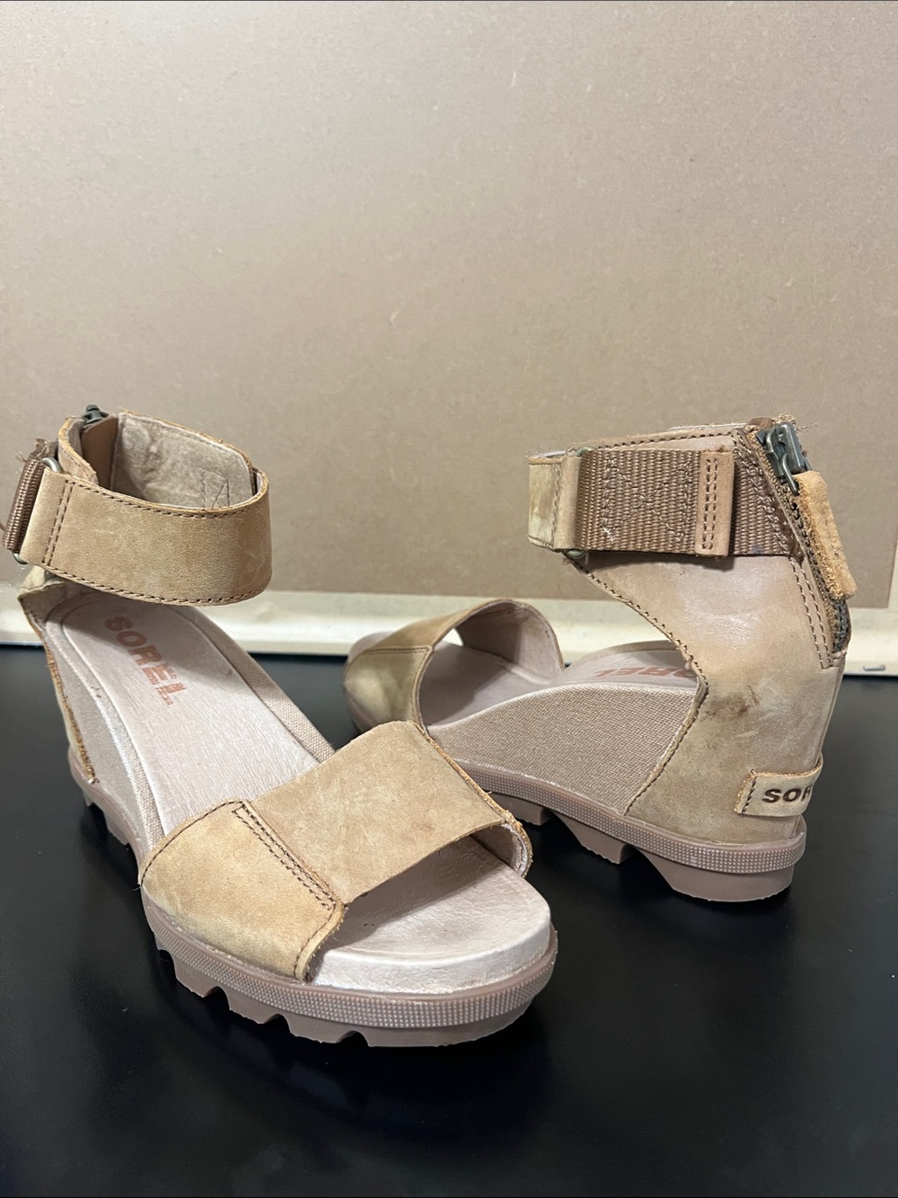 Sorel Joanie II Wedge Ankle Strap Sandals 7.5